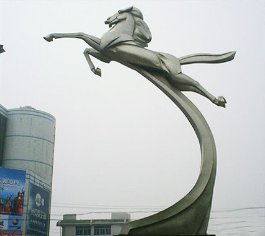 <a href='http://m.laleng.cn/products/100-1.html' target='1' style='font-size:18px; font-weight:bold; color:#000000;'>校園雕塑</a>：天馬雕塑
