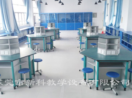 <a href='http://m.laleng.cn/chanpin/60-1.html' target='1' style='font-size:18px; font-weight:bold; color:#000000;'>機(jī)器人功能室</a>3