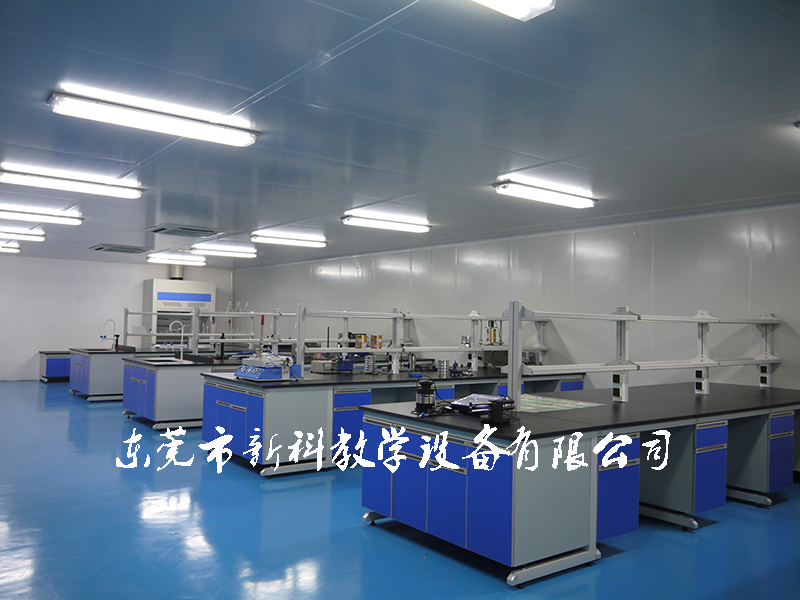<a href='http://m.laleng.cn/products/63-1.html' target='1' style='font-size:18px; font-weight:bold; color:#000000;'>中央實驗臺</a>案例